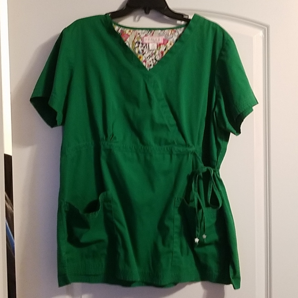 Koi medical scrub set